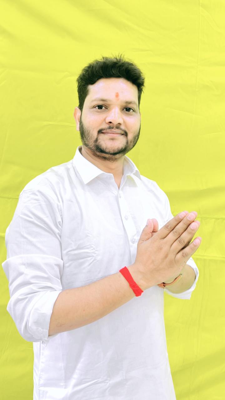 Pandit Mk Sharma